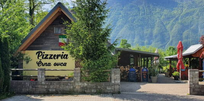 Pizzerija Črna Ovca